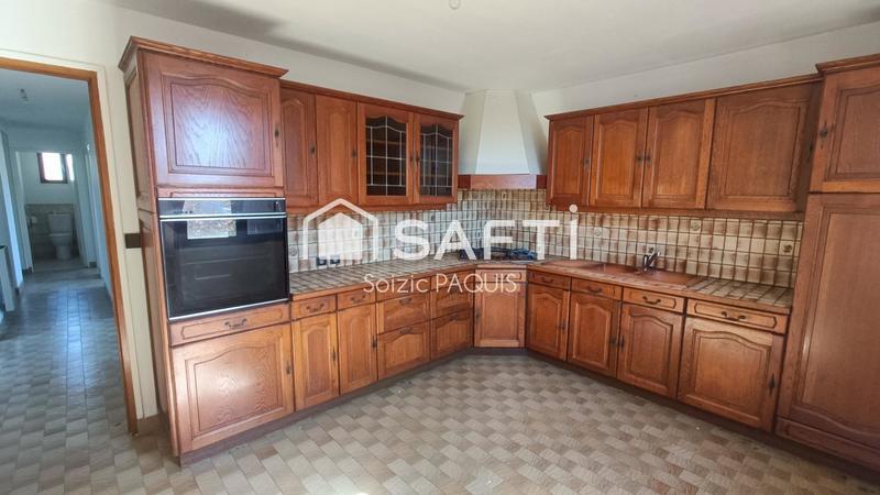 Maison - 92 m² - 5 pièces