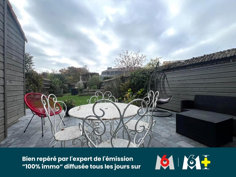 Maison - 218 m² - 8 pièces