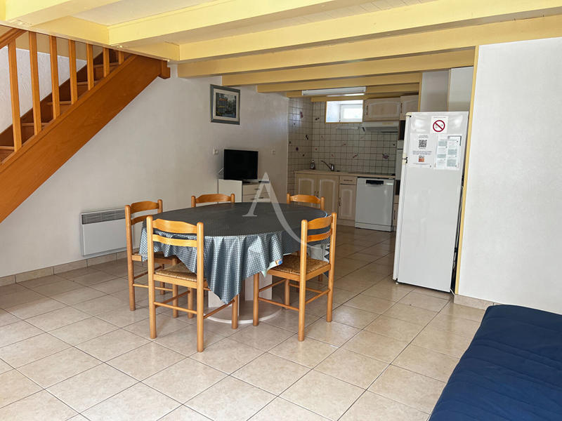 Maison - 200 m² - 9 pièces