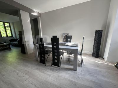 Appartement - 85 m² - 4 pièces