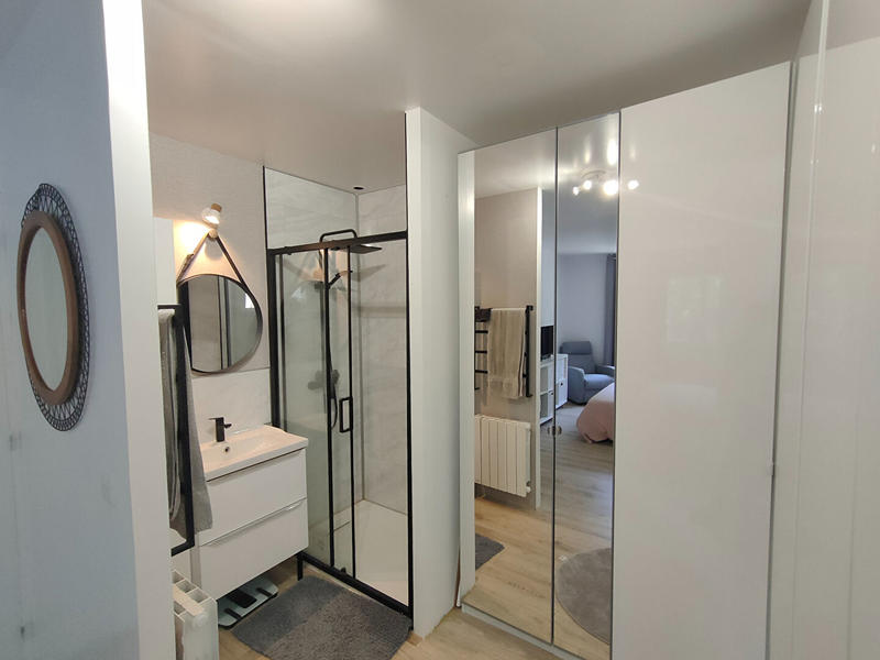 Maison - 247 m² - 8 pièces