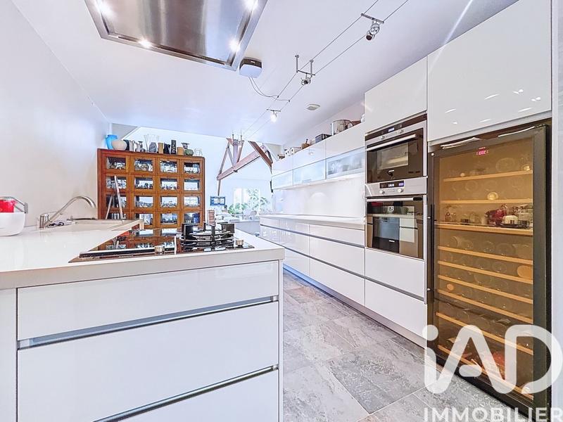 Maison - 159 m² - 6 pièces