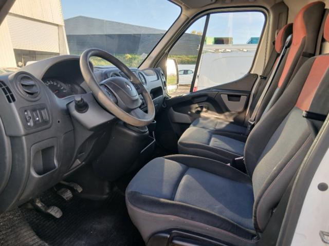 Renault Master Fourgon Fgn L2h2 3.3t 2.3 dCi 125 Grand Confort