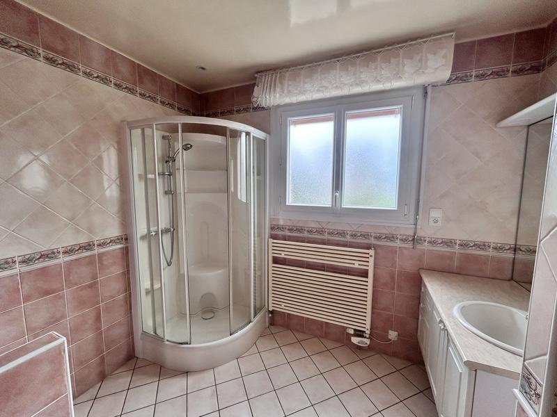 Maison traditionnelle - 145 m² - 6 pièces