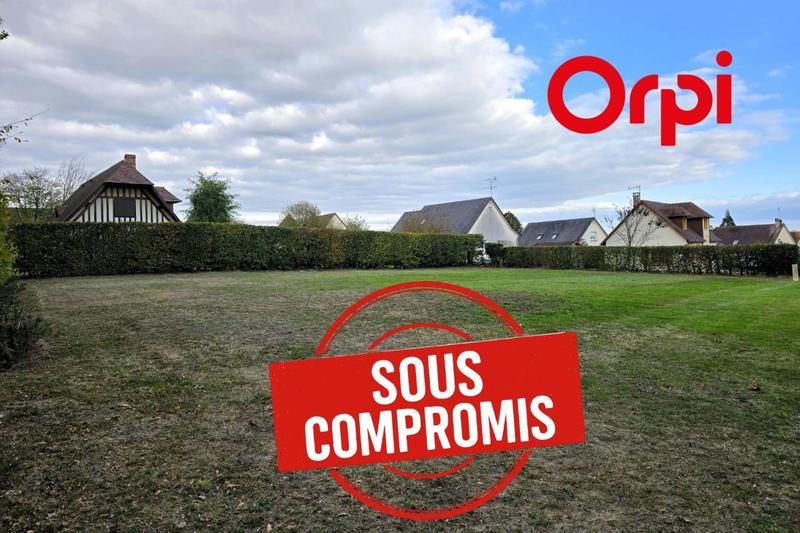 Terrain constructible - 1 200 m²