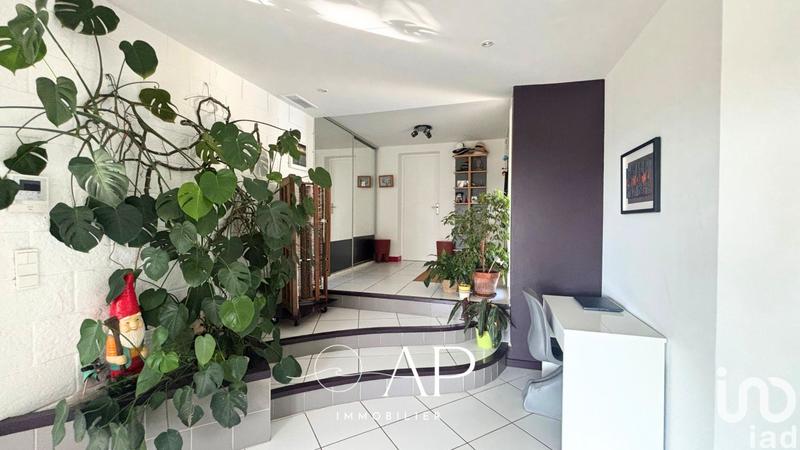 Maison - 223 m² - 5 pièces