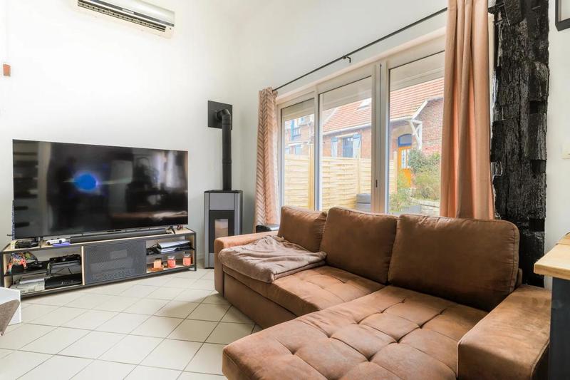 Corps de ferme - 225 m² - 11 pièces