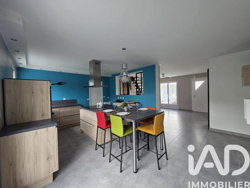 Maison - 162 m² - 8 pièces