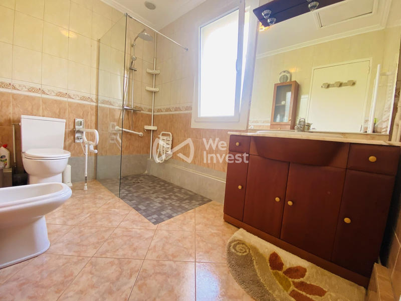 Maison - 83 m² - 5 pièces