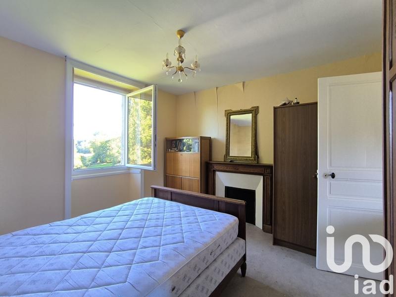 Maison - 90 m² - 8 pièces