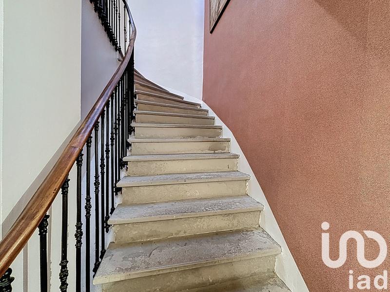 Maison - 196 m² - 5 pièces