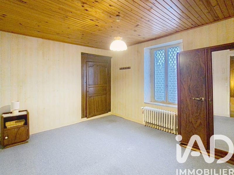 Maison - 93 m² - 5 pièces