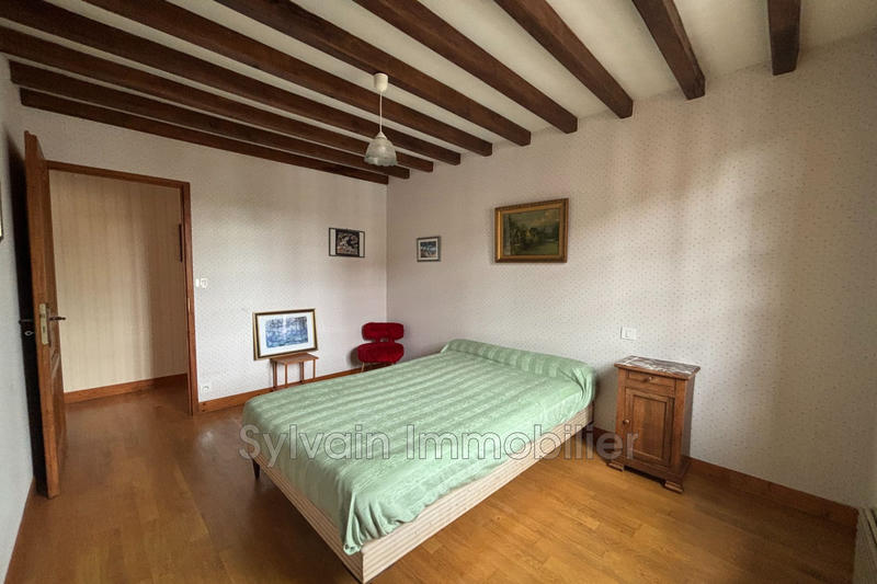 Propriété - 206 m² - 8 pièces