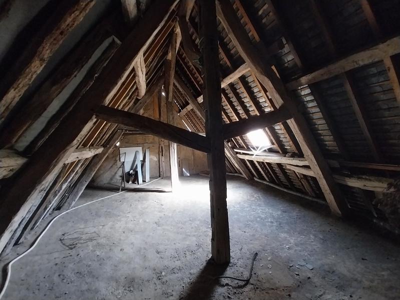 Maison - 177 m² - 6 pièces