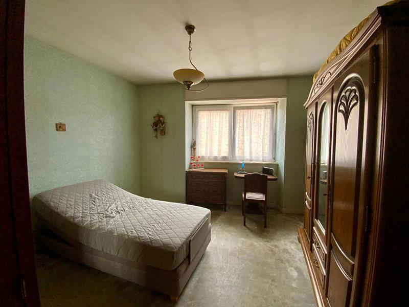 Maison - 400 m² - 7 pièces