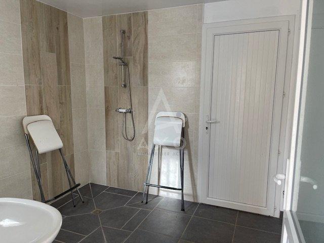 Villa - 145 m² - 6 pièces