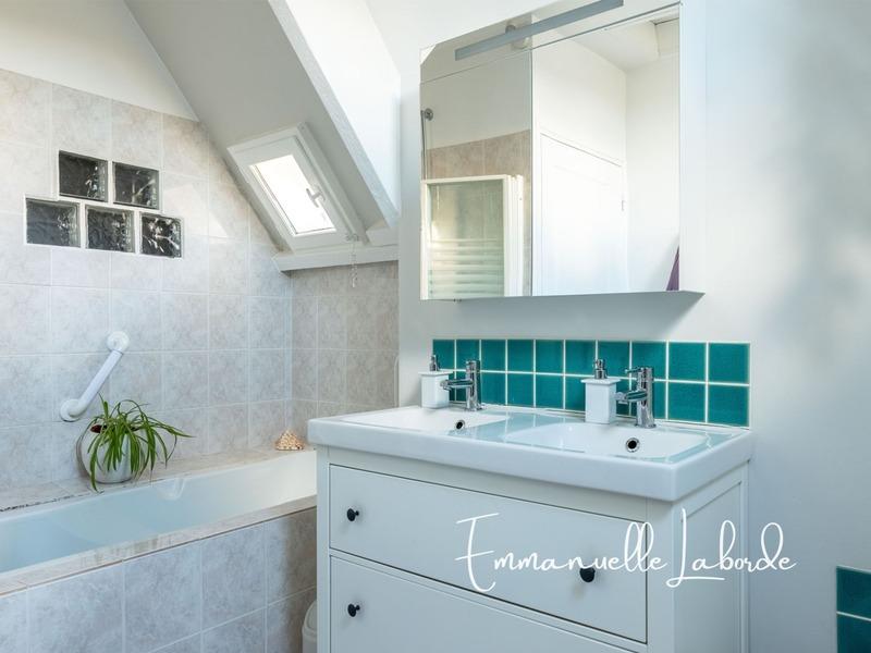 Maison - 160 m² - 7 pièces