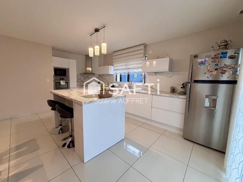 Maison - 135 m² - 4 pièces