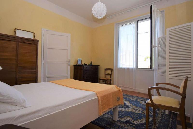 Maison - 224 m² - 7 pièces