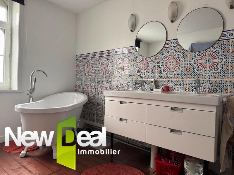 Maison bourgeoise - 259 m² - 7 pièces