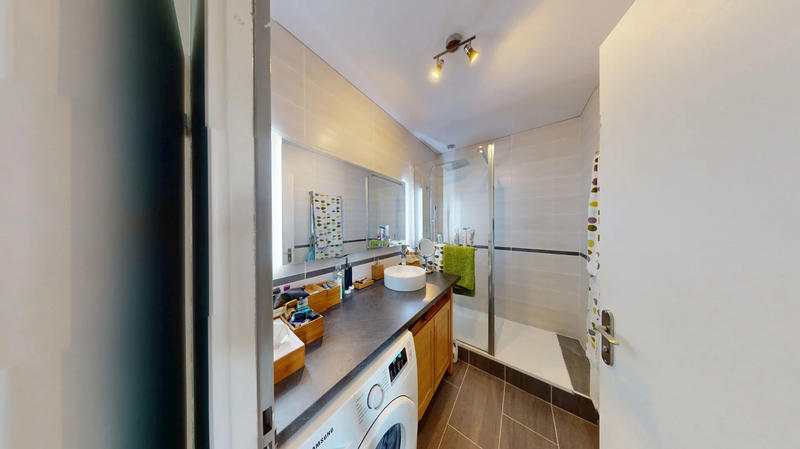 Appartement - 75 m² - 4 pièces