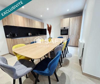 Maison - 142 m² - 8 pièces