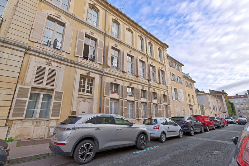 Appartement - 74 m² - 4 pièces