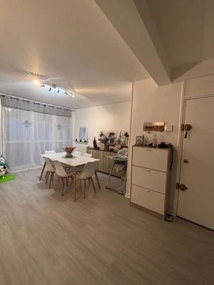 Appartement - 86 m² - 4 pièces