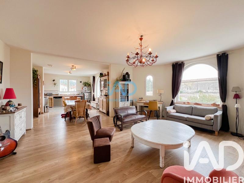 Appartement - 123 m² - 5 pièces