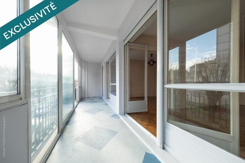 Appartement - 111 m² - 4 pièces