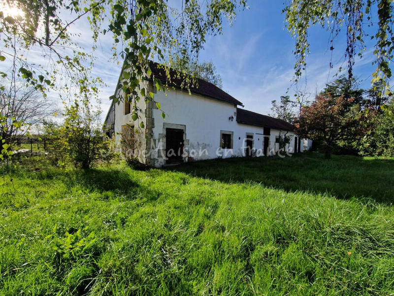 Propriété - 417 m² - 11 pièces