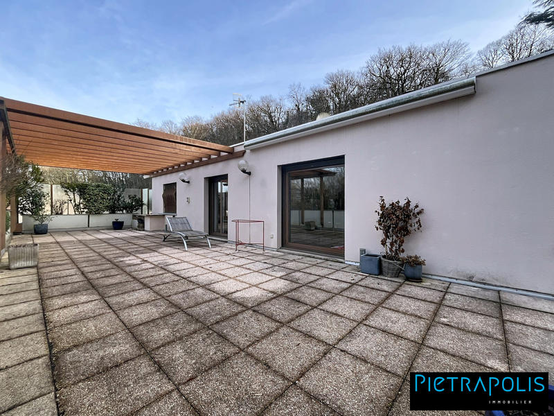 Appartement - 132 m² - 4 pièces