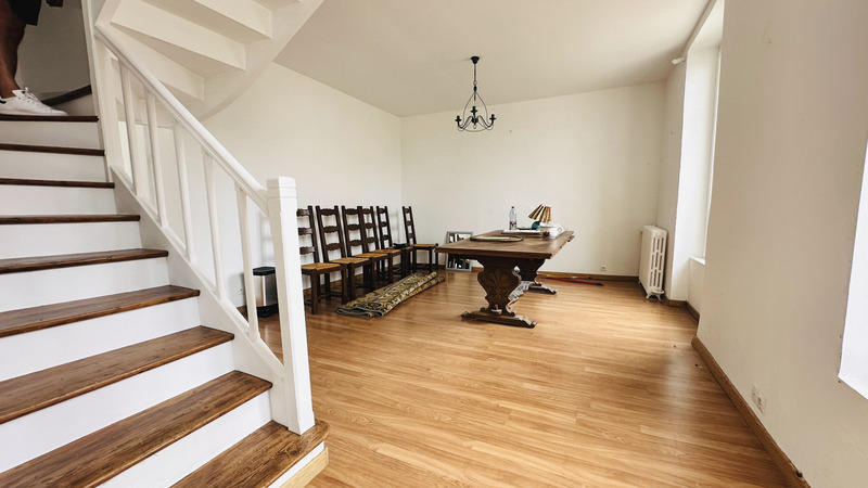 Maison - 86 m² - 6 pièces