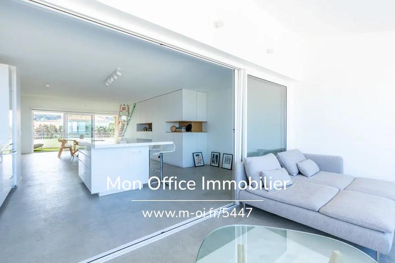 Penthouse - 135 m² - 4 pièces