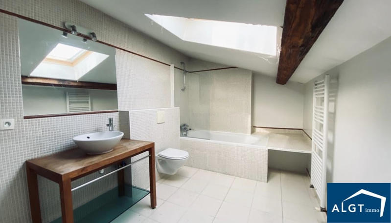 Villa - 328 m² - 12 pièces