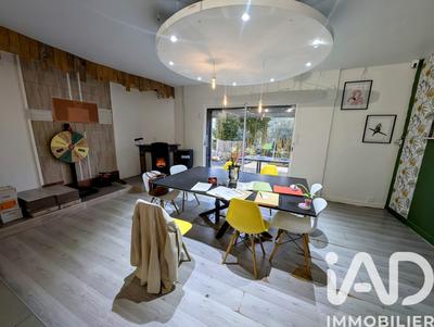 Maison - 150 m² - 5 pièces