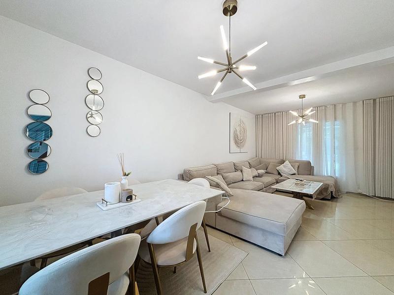 Maison - 125 m² - 8 pièces