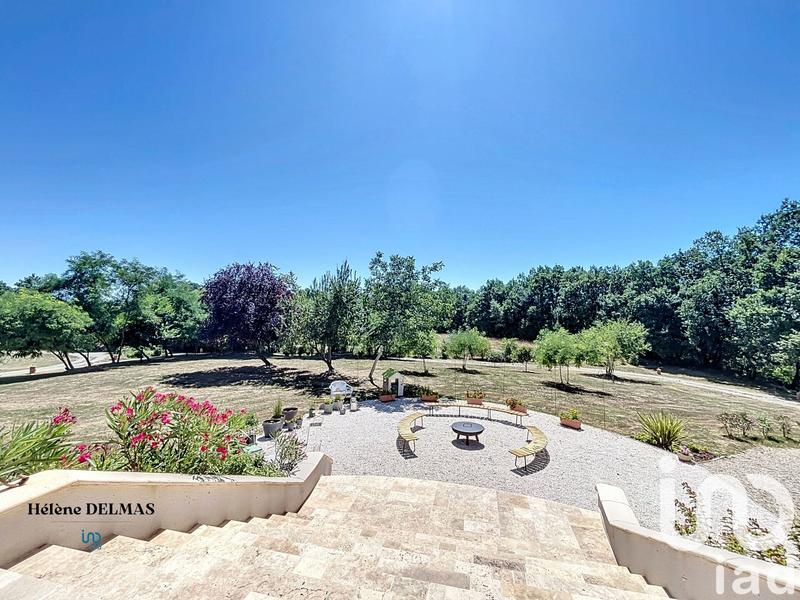 Maison de maîtres - 520 m² - 8 pièces