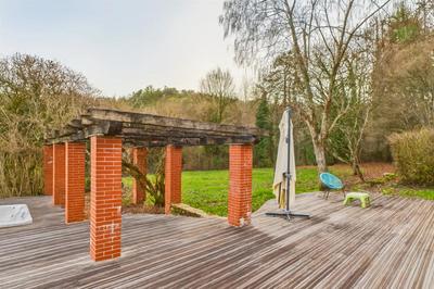 Propriété - 236 m² - 13 pièces