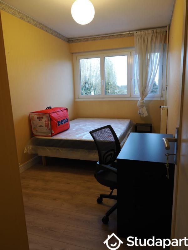 Chambre - 10 m² - 1 pièce