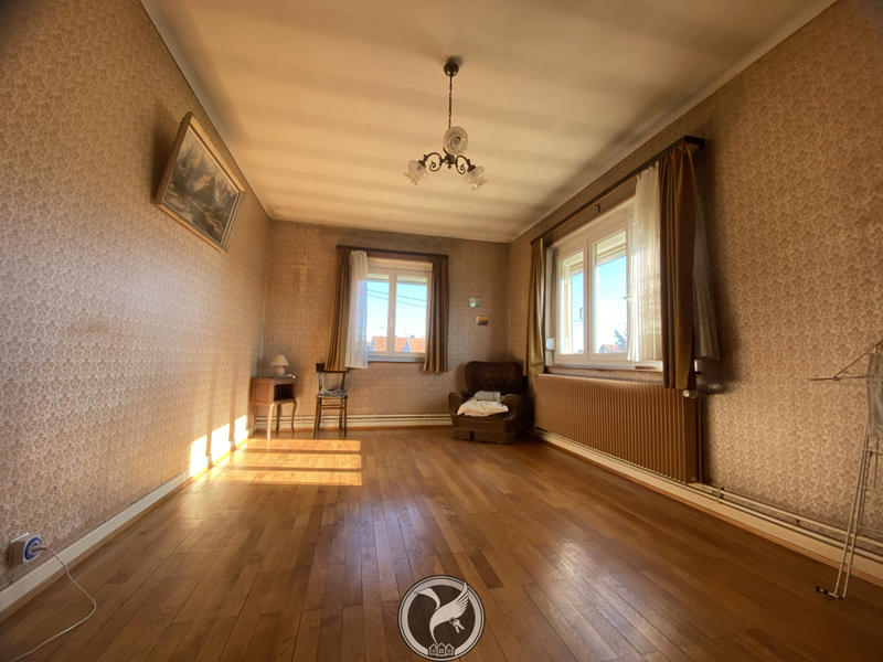 Immeuble - 270 m² - 6 pièces