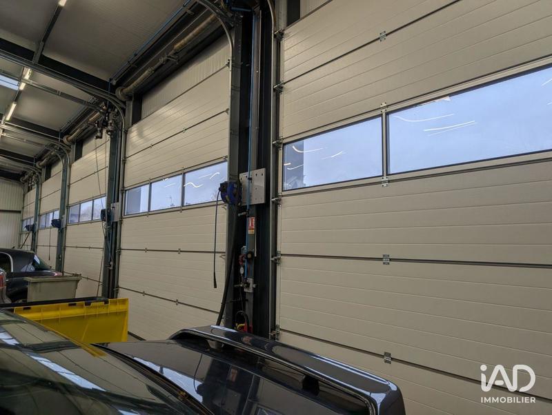 Local commercial - 765 m²