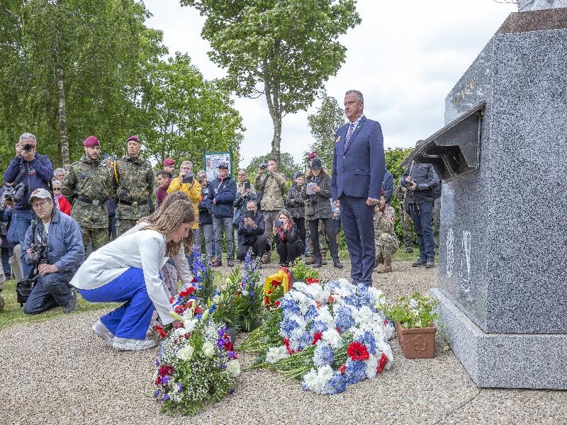 Cérémonie en l'honneur du 507th Pir