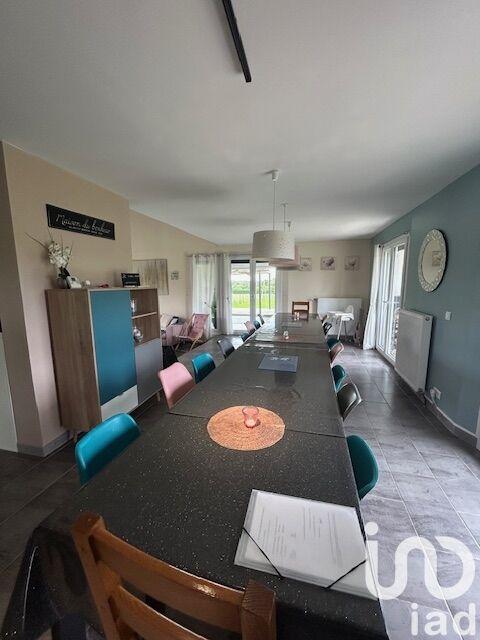 Maison - 206 m² - 5 pièces