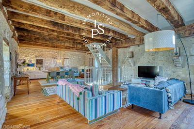 Maison - 155 m² - 6 pièces