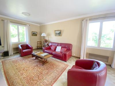 Maison - 146 m² - 7 pièces