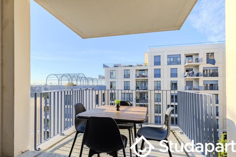 Chambre - 12 m² - 1 pièce