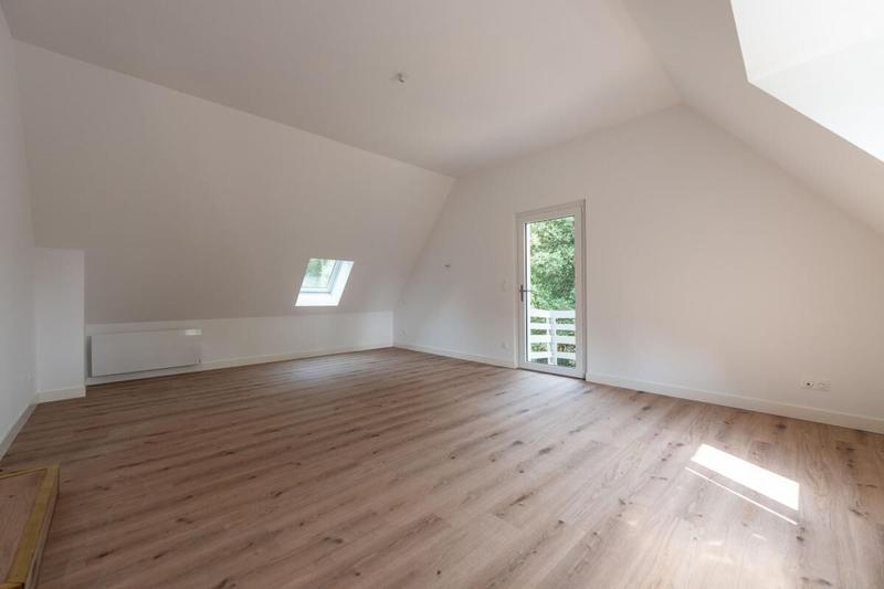 Maison - 261 m² - 7 pièces