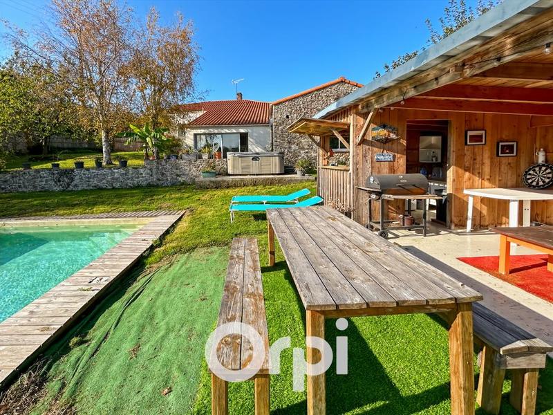 Maison - 165 m² - 4 pièces