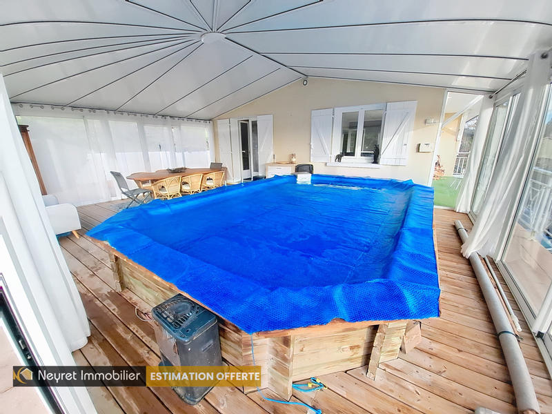 Maison - 158 m² - 6 pièces